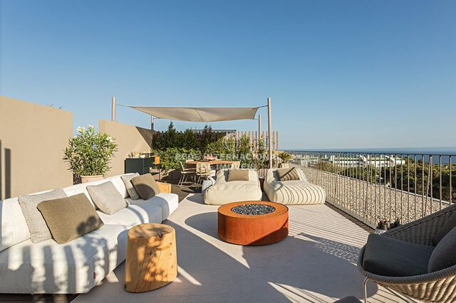 Apartment 3 bedrooms Luxury Cascais - alarm, store room, sea view, garden, balcony, playground, fireplace, air conditioning, swimming pool