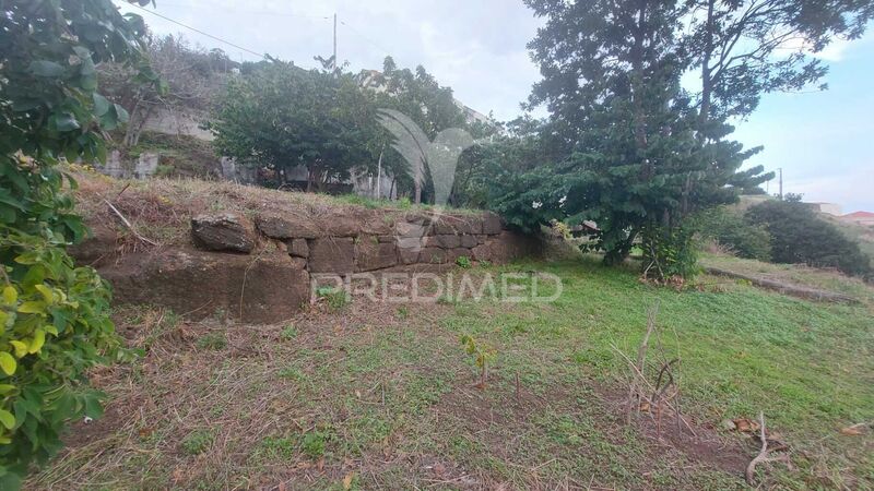 Land with 1404sqm Caniço Santa Cruz