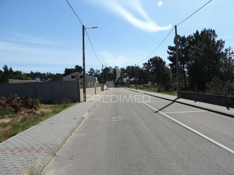 Lote de terreno com 305m2 Quinta do Anjo Palmela - garagem