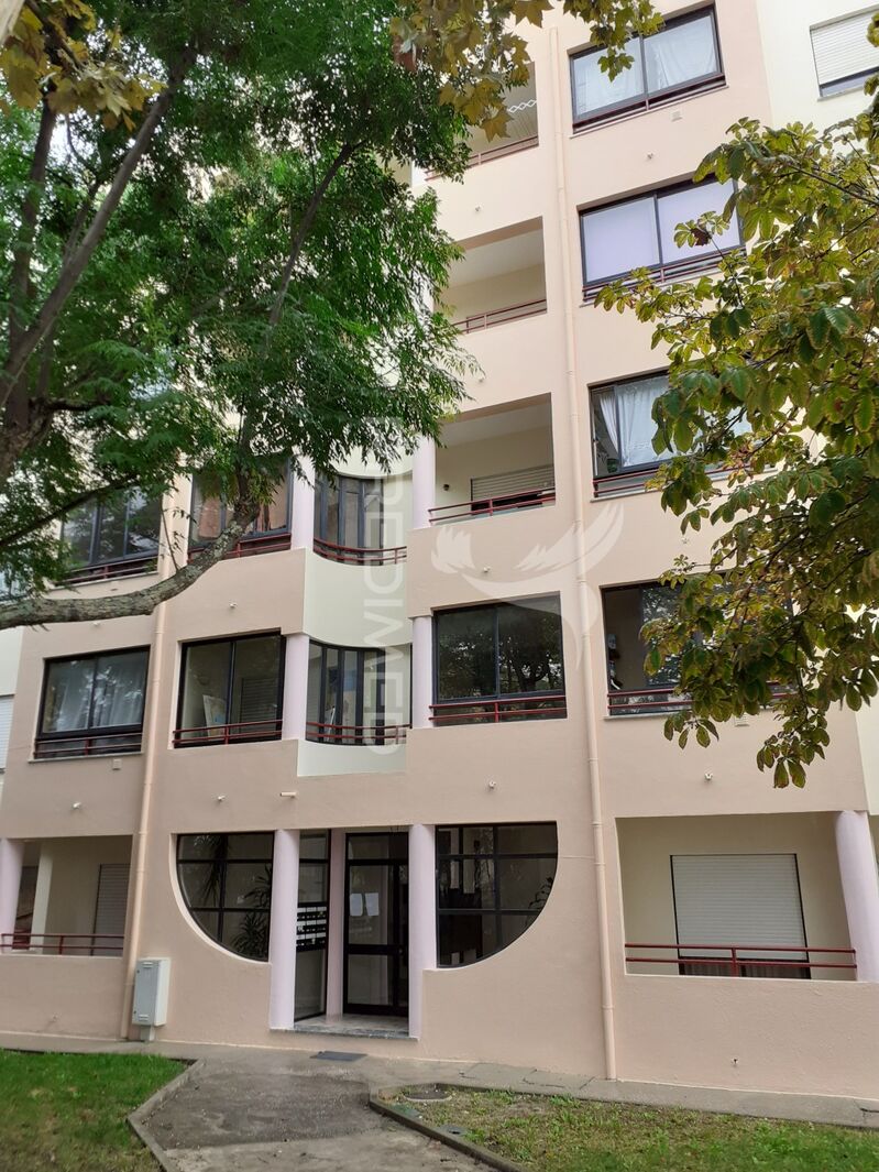 Apartamento T3 no centro Torres Novas - varandas