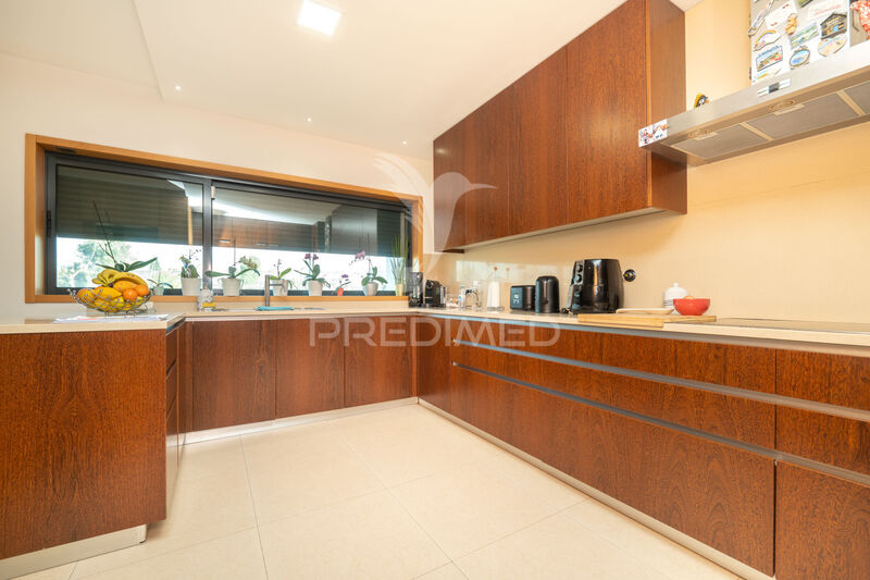 Casa V4 Palmeira Braga - painel solar, ar condicionado