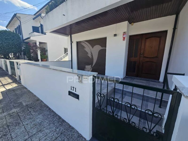 House V2 spacious Águas Santas Maia - fireplace, terrace, equipped kitchen, garage, air conditioning
