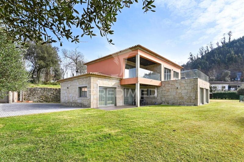 House Modern 4 bedrooms Balança Terras de Bouro - terrace, garage, garden