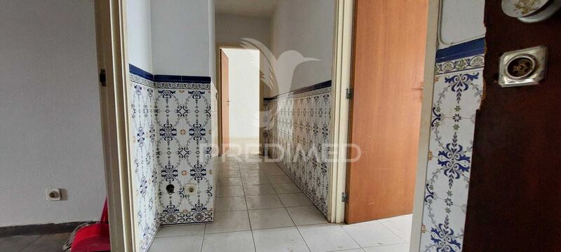 Apartment 3 bedrooms Moita - 4th floor, lots of natural light