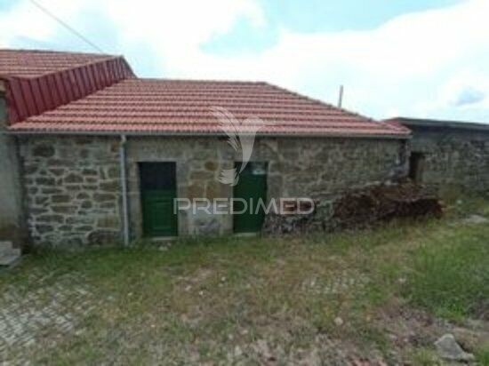 House to recover 2 bedrooms Vila Real