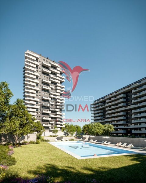 Apartment T2 Luxury Matosinhos - gated community, tennis court, parking space, video surveillance, terrace, equipped, balconies, air conditioning, gardens, swimming pool, garden, balcony, garage, terraces