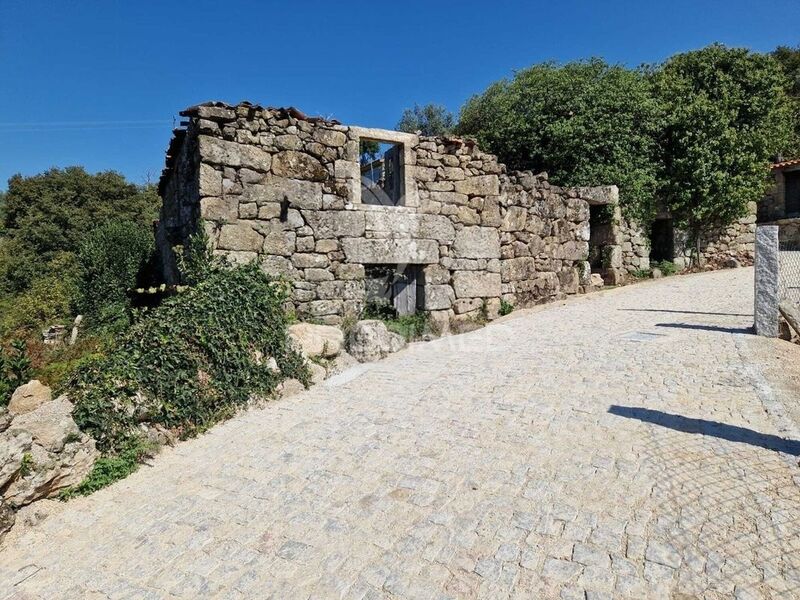 жилой дом V2 Oliveira do Douro Cinfães