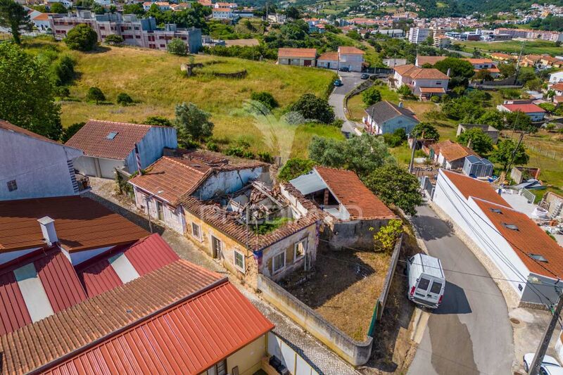 Land with 4107sqm Maiorga Alcobaça