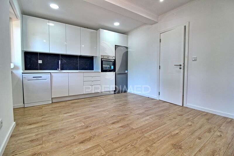 Apartment T2 Vila Franca de Xira - ,