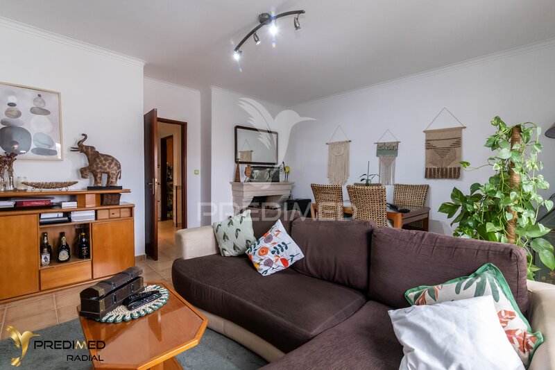 Apartamento T3 a 2min a pé do metro de odivelas