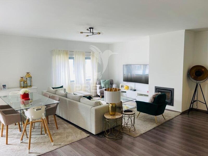 Apartamento T3 com vista mar Sines - lareira, arrecadação, parqueamento, ar condicionado, varandas, vista mar, mobilado