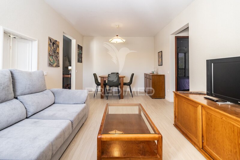 Apartamento T3 Corroios Seixal - cocina equipada