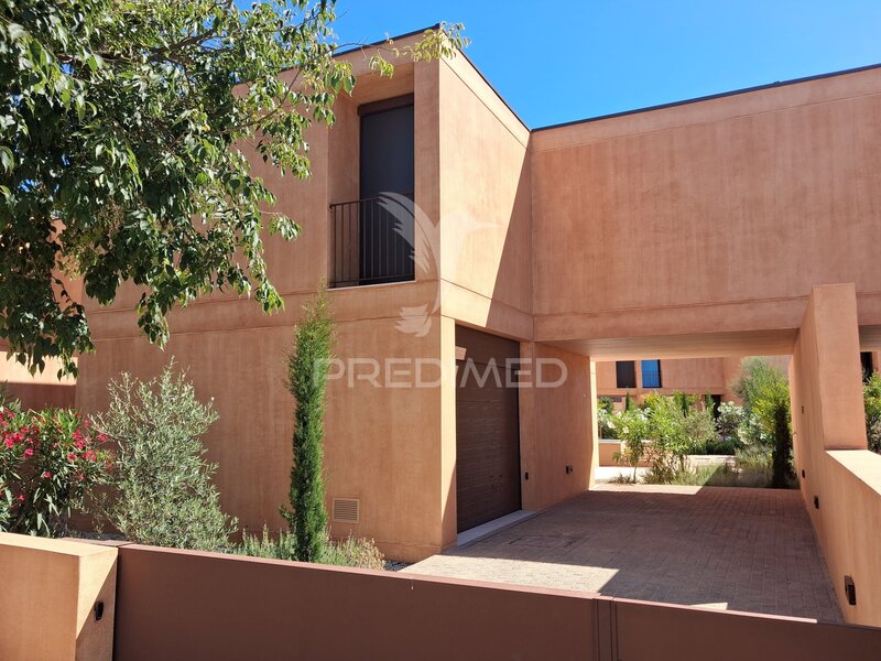 Moradia nova V3 Quarteira Loulé - parqueamento, piscina, garagem, terraço, jardim