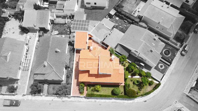 House 3 bedrooms Óbidos - garage, barbecue, garden, parking lot, fireplace, terrace, air conditioning