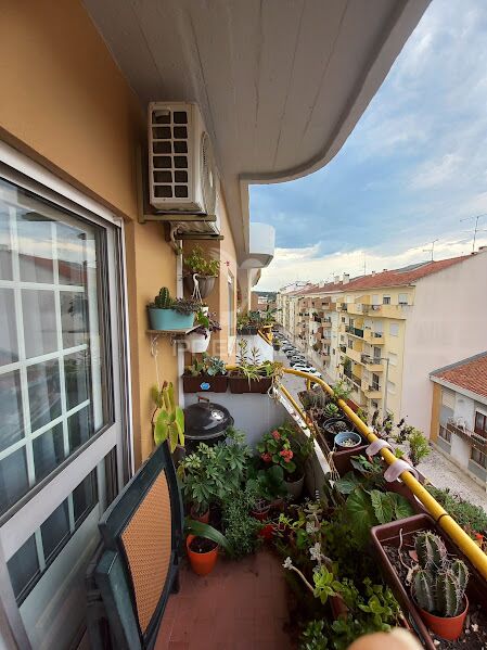 Apartment T4 Renovated in the center Nossa Senhora da Piedade Ourém - fireplace, marquee, air conditioning, balcony, store room, thermal insulation, garden