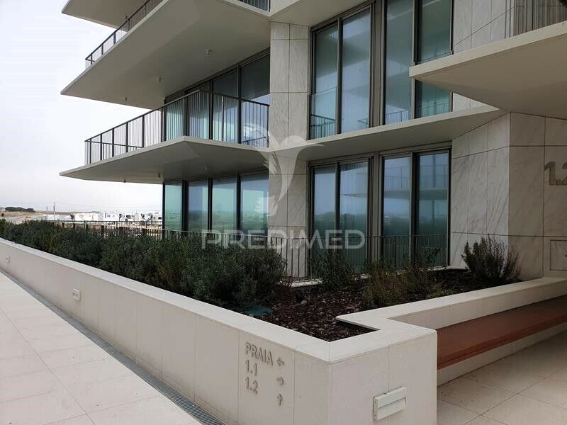 Apartamento T2 de luxo Armação de Pêra Silves - condomínio fechado, terraço, sauna, equipado, mobilado, piscina