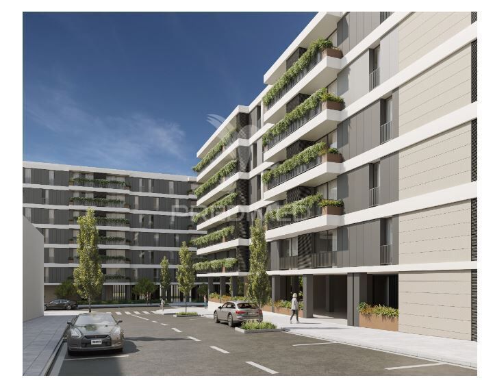 Apartment T2 in the center Paranhos Porto - kitchen, parking space, garage, playground, air conditioning, balcony