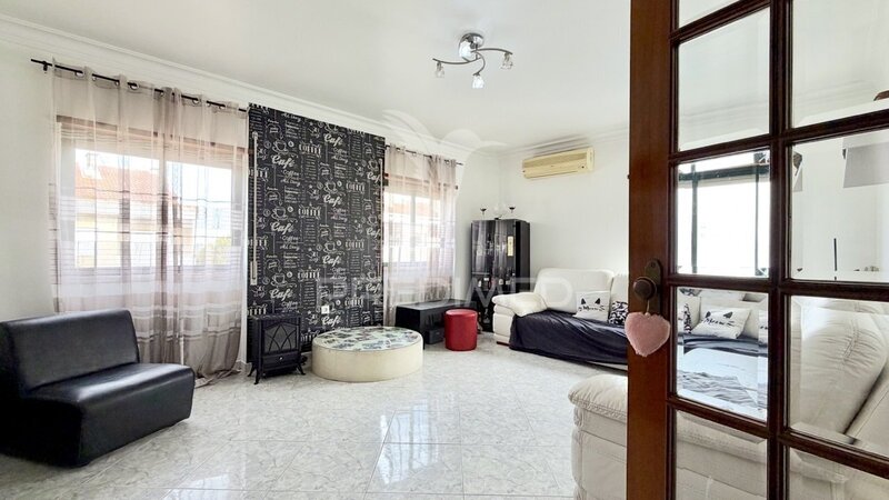 Appartement T3 Alhos Vedros Moita - cellier