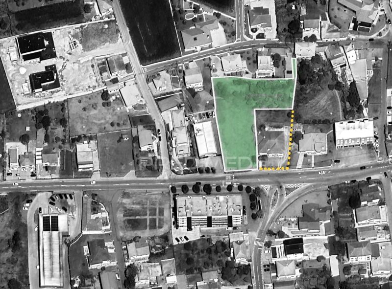 Land Urban/agricultural with 3150sqm Vermoim Vila Nova de Famalicão