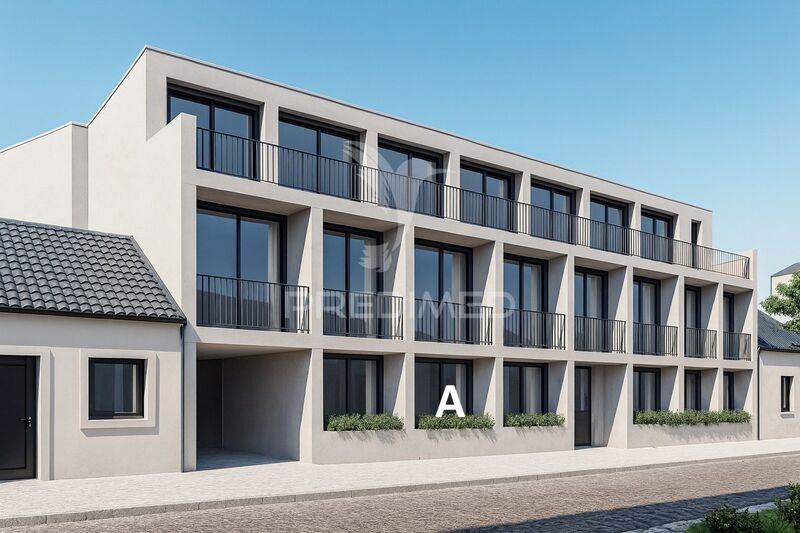 Apartamento T2 en el centro Sines - trastero, garaje, terrazas, aire acondicionado, balcones, plaza de garaje