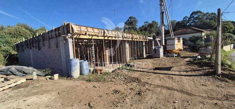 Moradia V3 Térrea Lage Vila Verde