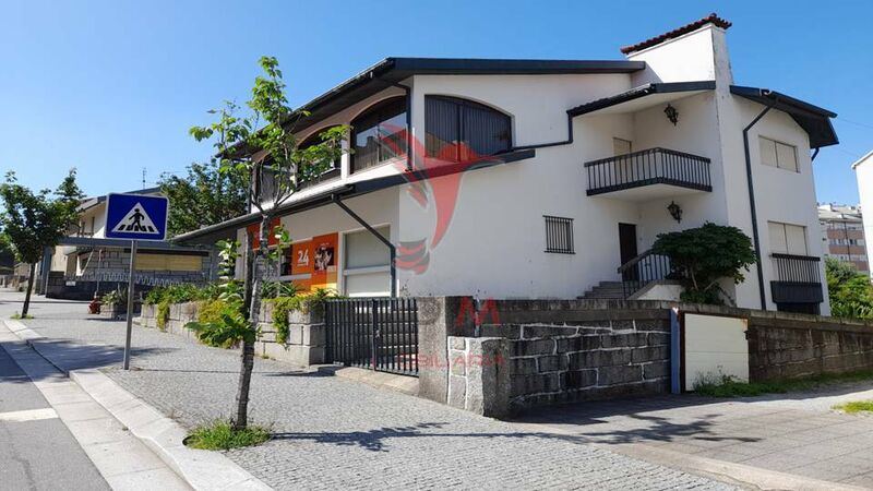 Casa/Vivenda V5 Aves Santo Tirso para comprar