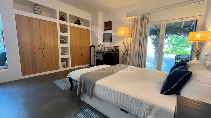 Quinta V9 Fuseta Olhão - piscina, lareira, painéis solares, bbq, vista magnífica, terraço, água da rede, água, furo, aquecimento central, equipada, piso radiante, oliveiras, ténis