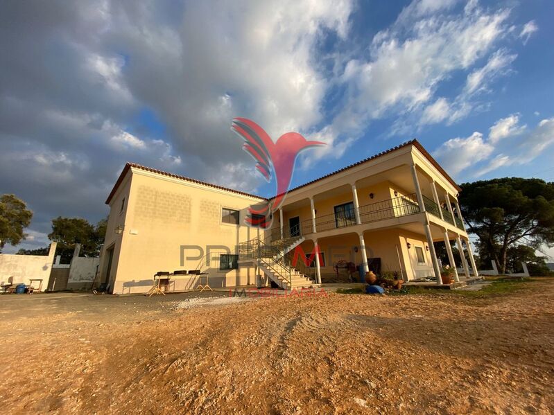 Venda de Quinta V5 São Salvador Santarém - ar condicionado, piscina, garagem, arrecadação, varandas, aquecimento central