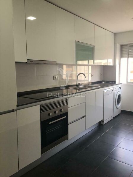 Apartment T2 Refurbished well located Seixal - balcony, 2nd floor, ground-floor