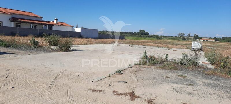 Terreno Urbano com 11536m2 Foros de Salvaterra Salvaterra de Magos - zona muito sossegada, água, luz