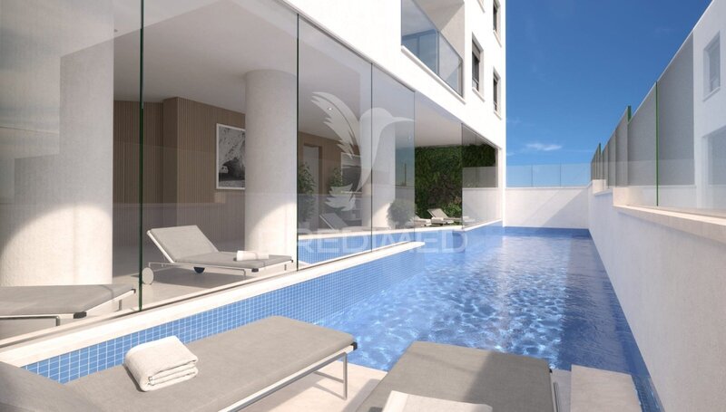 Apartment 3 bedrooms Portimão - air conditioning, gated community, turkish bath, equipped, swimming pool, floating floor