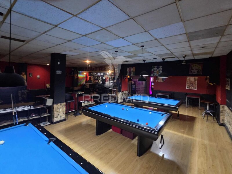 Rest./Coffee shop Equipped in excellent condition Vila Nova de Gaia - spacious, toilets, wc