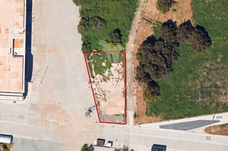 земля c 220m2 Madalena Vila Nova de Gaia - вода