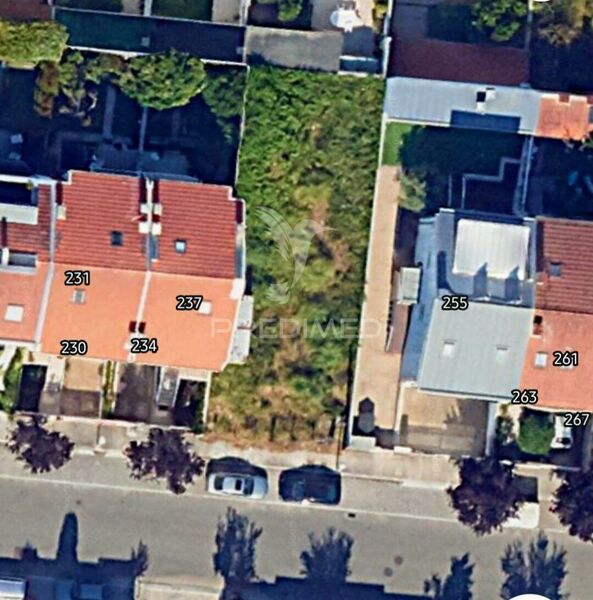 Terreno com 283m2 Matosinhos