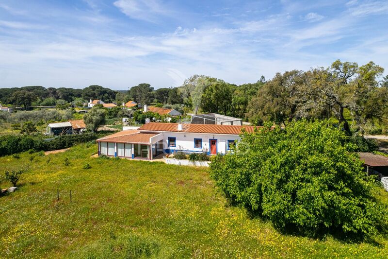 Casa V3 Sines - quintal, arrecadação, jardim, garagem