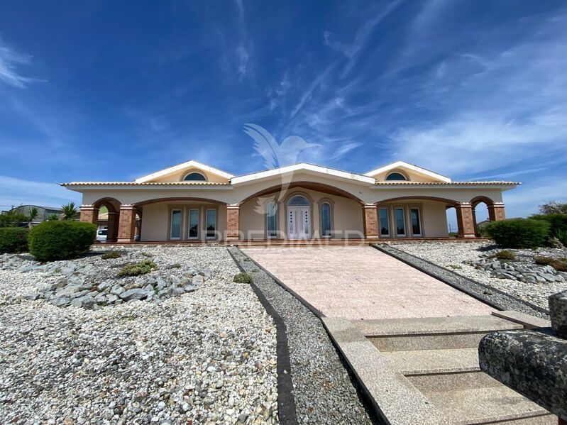 House 4 bedrooms Aveiro - garage, air conditioning, swimming pool, equipped kitchen, garden