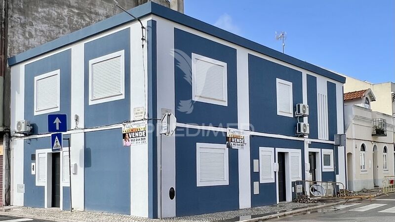 Apartment Modern T1 Alhos Vedros Moita - terrace, air conditioning, barbecue
