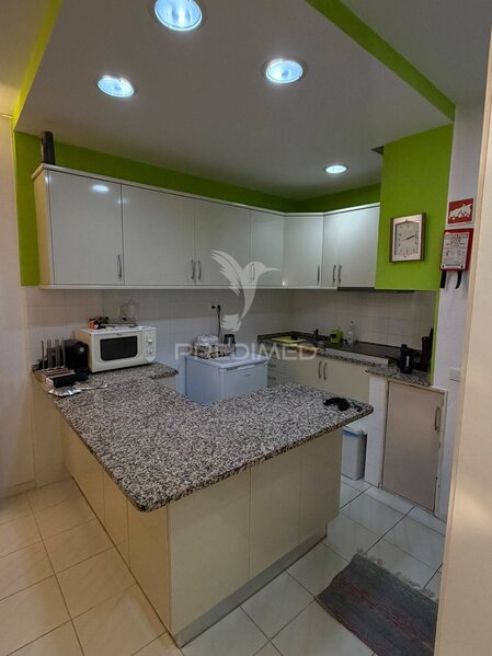 Apartamento T0 Portimão - marquise, ar condicionado, varanda