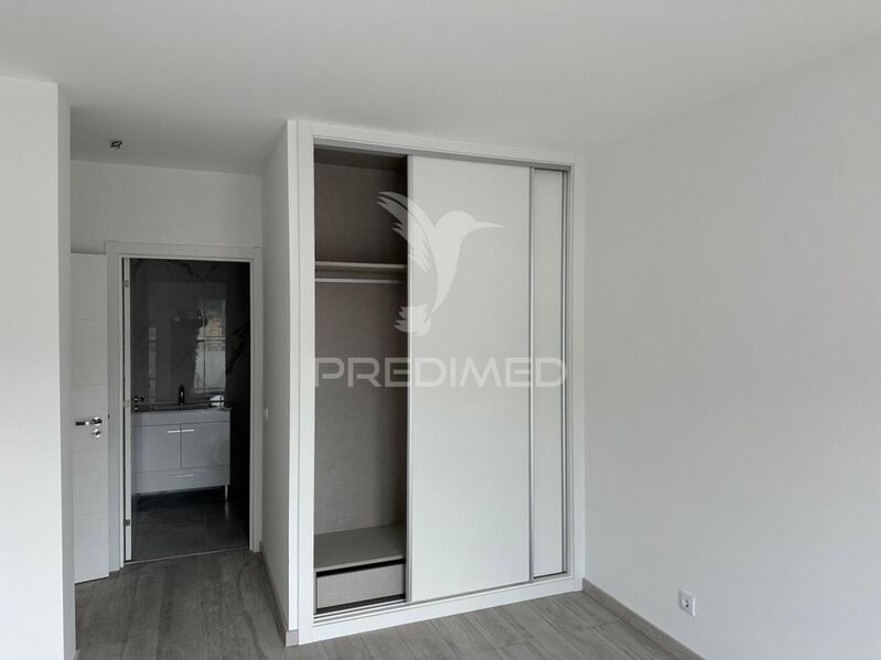 Apartamento T3 Duplex São Salvador Santarém - garagem