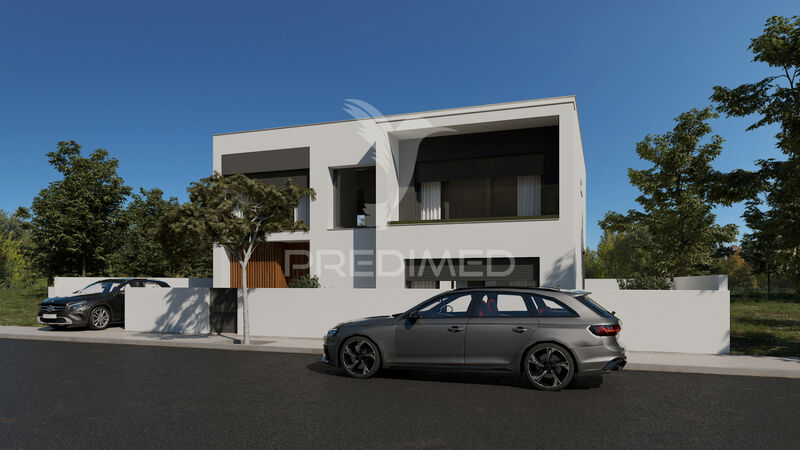 House new 4 bedrooms Nossa Senhora de Fátima Entroncamento - swimming pool, barbecue, garage, air conditioning, alarm, solar panels, video surveillance