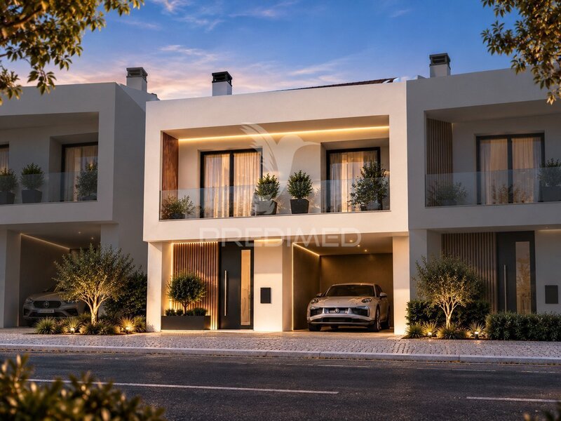 Terreno Urbano com 162m2 Quinta do Conde Sesimbra - garagem, excelentes acessos, vista serra