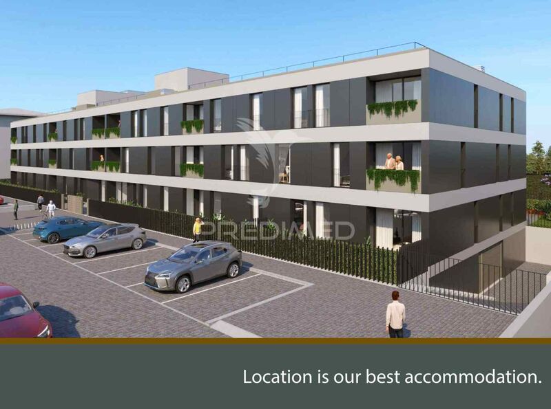 Apartment 2 bedrooms Matosinhos - parking space, balcony, garage, great location