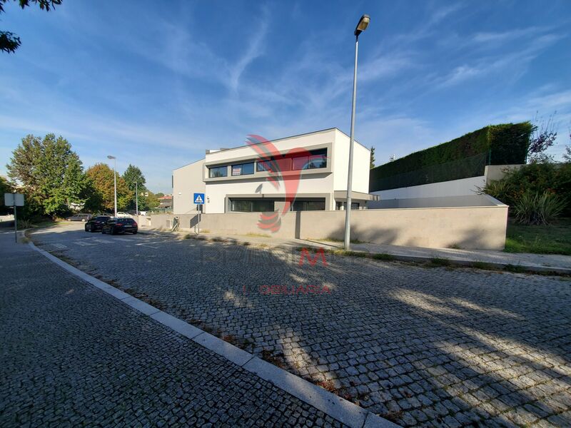 House V3 neues Vermoim Maia - garage, alarm, air conditioning, heat insulation, garden, equipped