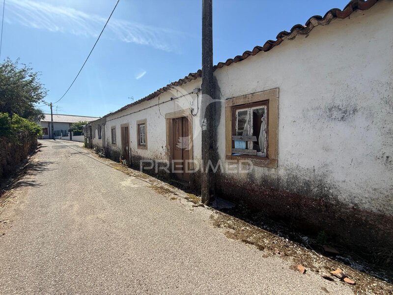 Maison de campagne à récupérer à Areias, Ferreira do Zêzere