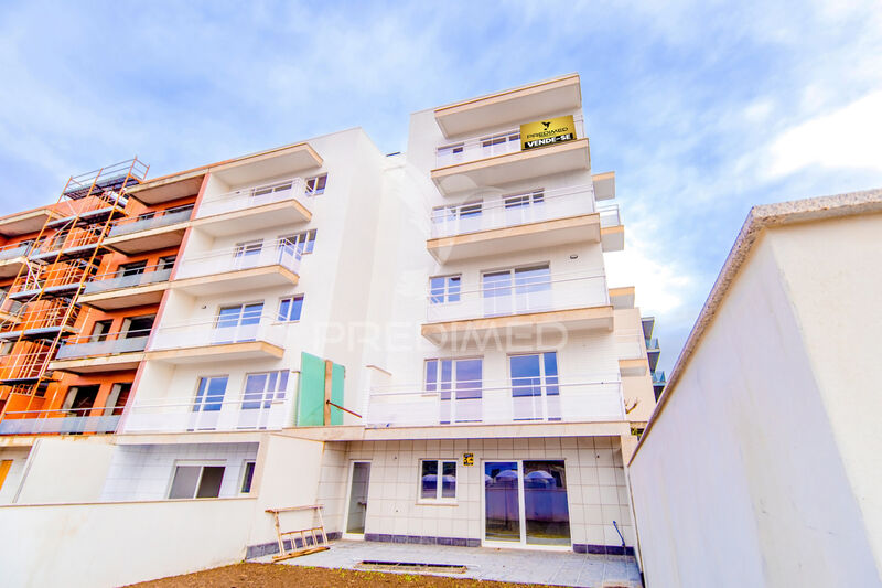 Apartamento novo T3 Vila Verde - garagem, ar condicionado, varanda, cozinha equipada