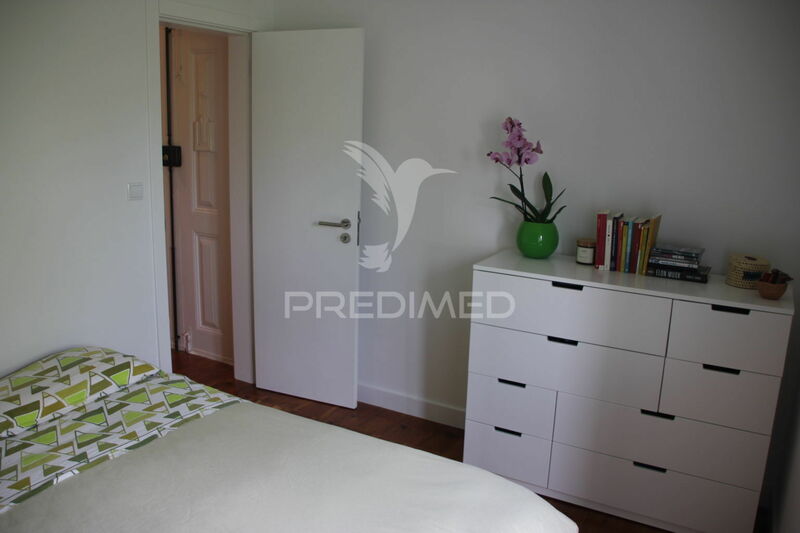 Apartamento T1 Remodelado Alcântara Lisboa - 2º andar, mobilado, equipado