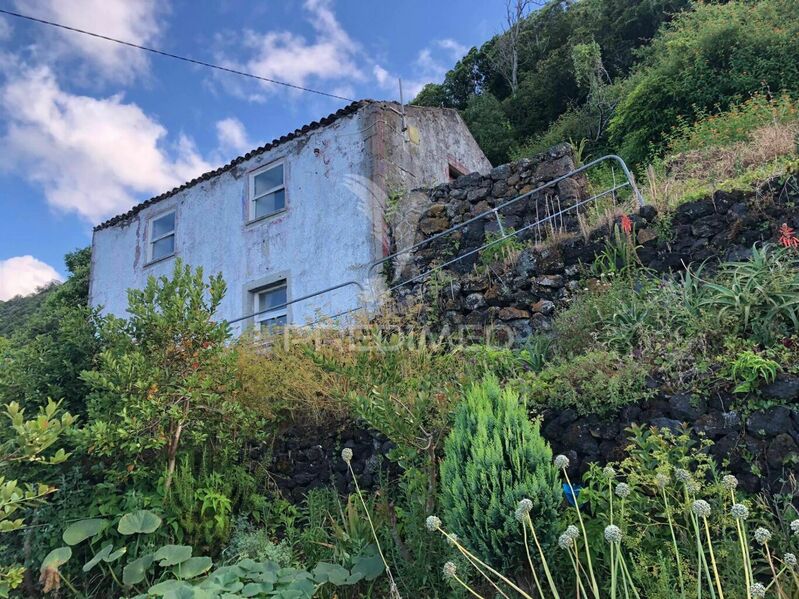 Casa para recuperar V2 Calheta Calheta (São Jorge) - excelente vista