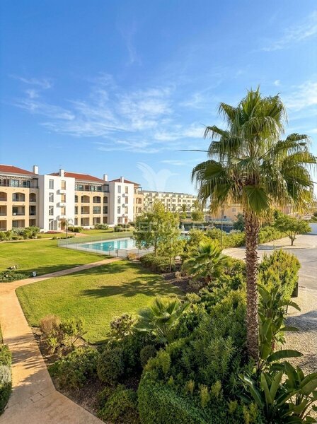 Vilamoura - apartamento com piscina e 2 lugares de estacionamento