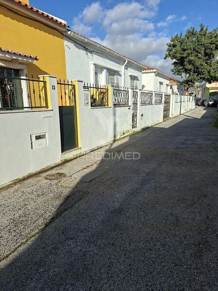 дом V3 рядовая Campolide Lisboa - сад, терраса