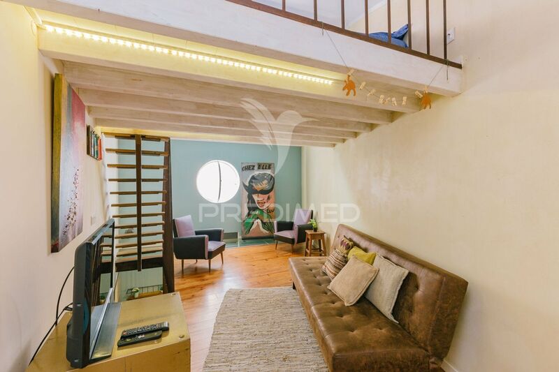 Apartamento Triplex T1 São Vicente de Fora Lisboa